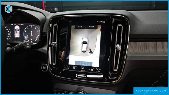 VOLVO XC40 B4 INSCRIPTION