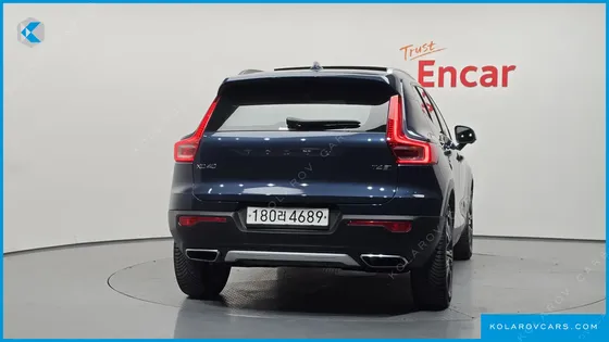 VOLVO XC40 T4 INSCRIPTION