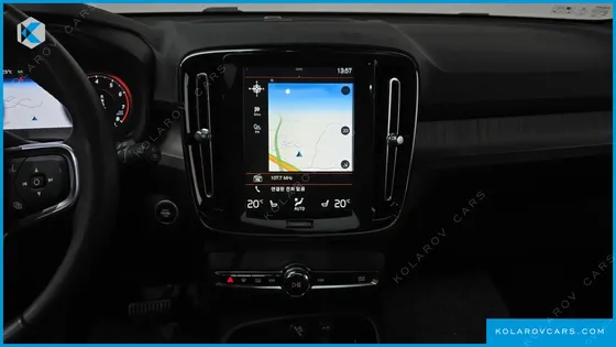 VOLVO XC40 T4 INSCRIPTION