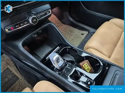 VOLVO XC40 T4 INSCRIPTION