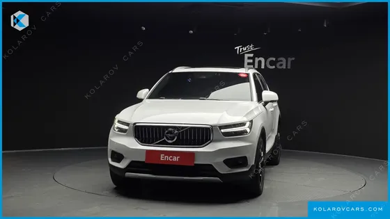 VOLVO XC40 B4 INSCRIPTION