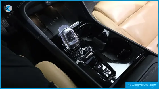 VOLVO XC40 B4 INSCRIPTION