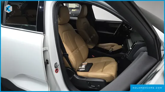 VOLVO XC40 B4 INSCRIPTION