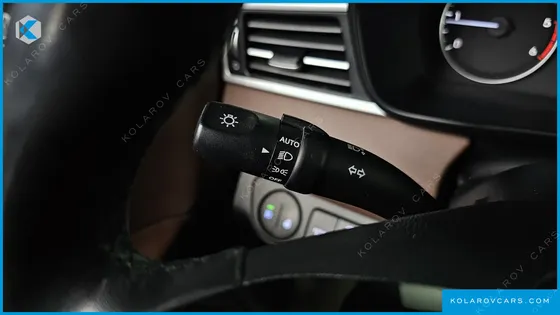 HYUNDAI STAREX 4WD URBAN 9-SEATER