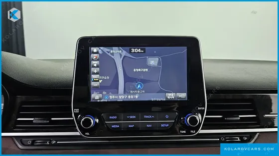 HYUNDAI STAREX 4WD URBAN 9-SEATER