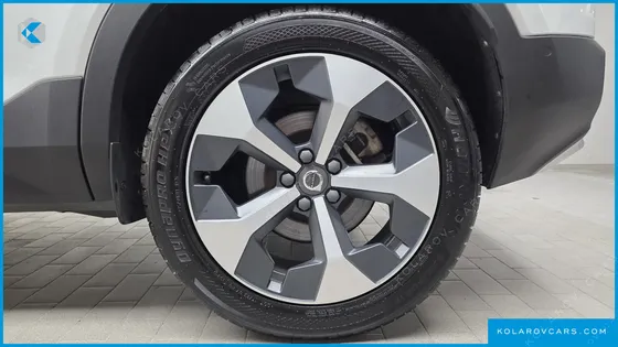 VOLVO XC40 B4 ULTIMATE BRIGHT