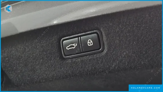 GENESIS G90 5.0 AWD