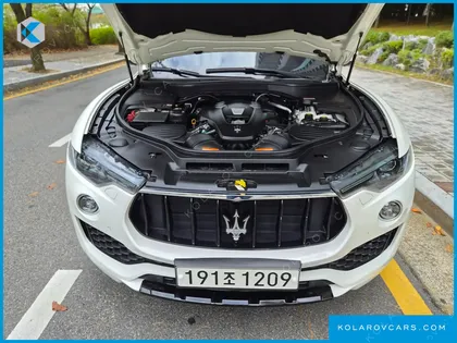 MASERATI LEVANTE 3.0 AWD
