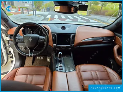 MASERATI LEVANTE 3.0 AWD