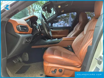 MASERATI LEVANTE 3.0 AWD