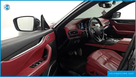 MASERATI LEVANTE 3.0 AWD GRANSPORT