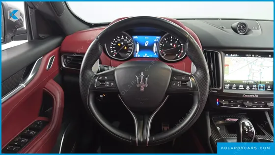 MASERATI LEVANTE 3.0 AWD GRANSPORT