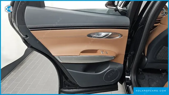 GENESIS GV70 2.5T GASOLINE 2WD