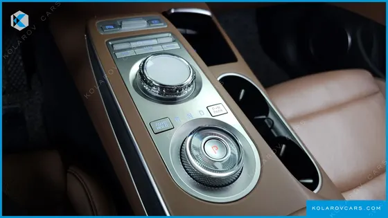 GENESIS GV70 2.5T GASOLINE 2WD