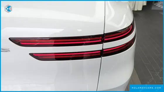 GENESIS GV70 2.5T GASOLINE 2WD