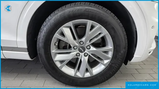 GENESIS GV70 2.5T GASOLINE 2WD