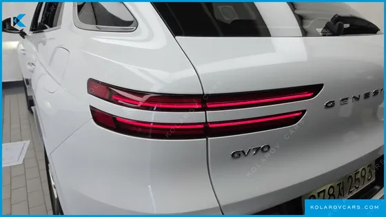 GENESIS GV70 2.5T GASOLINE 2WD