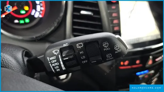 KGM - SSANGYONG TIVOLI VX 2WD