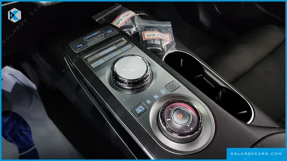 GENESIS GV70 2.5T GASOLINE 2WD