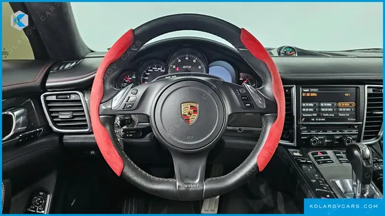 PORSCHE PANAMERA 4.8 GTS