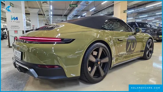 PORSCHE 911 SPIRIT 70 CABRIOLET