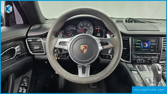 PORSCHE PANAMERA 4.8 GTS