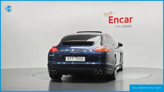 PORSCHE PANAMERA 4.8 4S