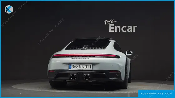 PORSCHE 911 CARRERA 4 GTS