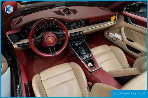 PORSCHE 911 TARGA 4 GTS