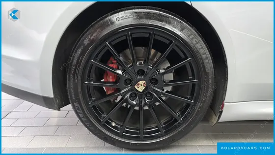 PORSCHE PANAMERA 4.8 GTS