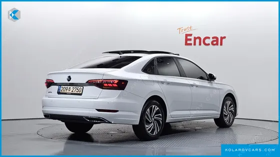 VOLKSWAGEN JETTA 1.4 TSI PREMIUM