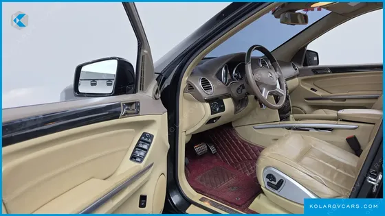 MERCEDES GL-CLASS GL550 4MATIC