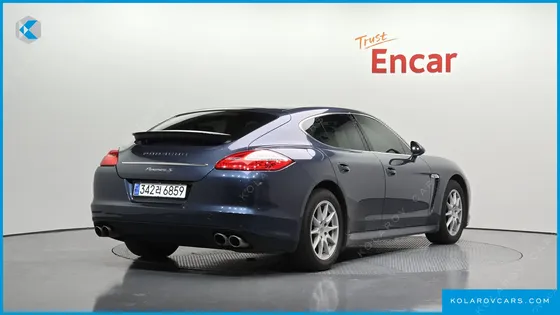 PORSCHE PANAMERA 4.8 S