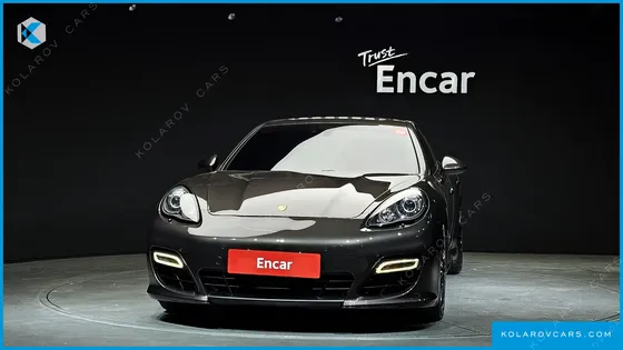 PORSCHE PANAMERA 4.8 GTS