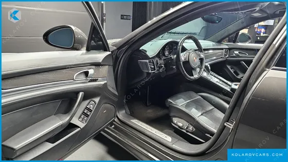 PORSCHE PANAMERA 4.8 GTS