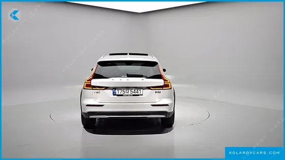 VOLVO V60 B5 ULTIMATE AWD