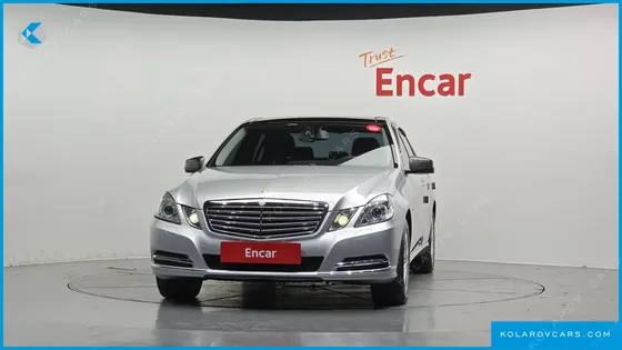 MERCEDES E-CLASS E300 ELEGANCE