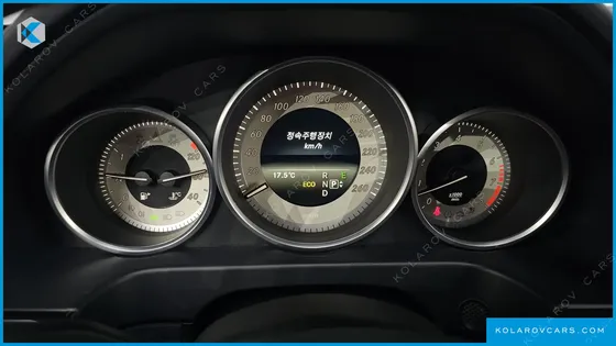 MERCEDES E-CLASS E300 4MATIC AVANTGARDE