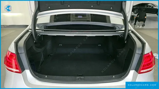 MERCEDES E-CLASS E300 AVANGARD