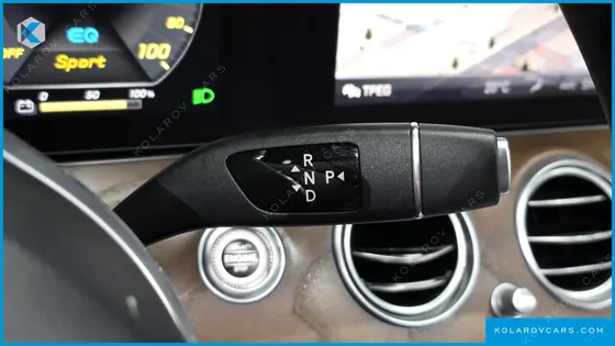 MERCEDES E-CLASS E300E EXCLUSIVE