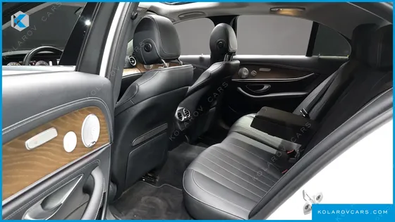 MERCEDES E-CLASS E300E EXCLUSIVE
