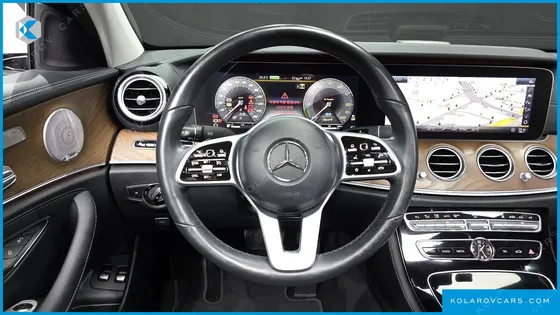 MERCEDES E-CLASS E300E EXCLUSIVE