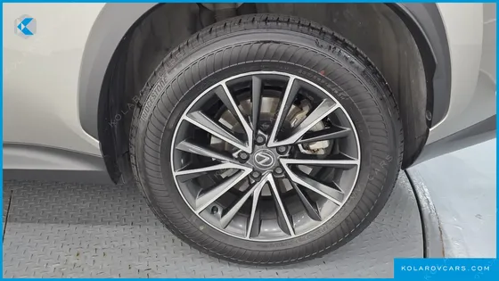 LEXUS NX PREMIUM