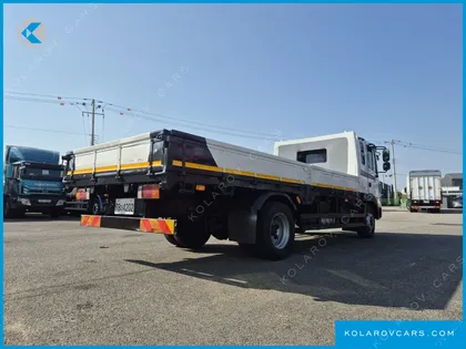 HYUNDAI MEGA TRUCK GOLD