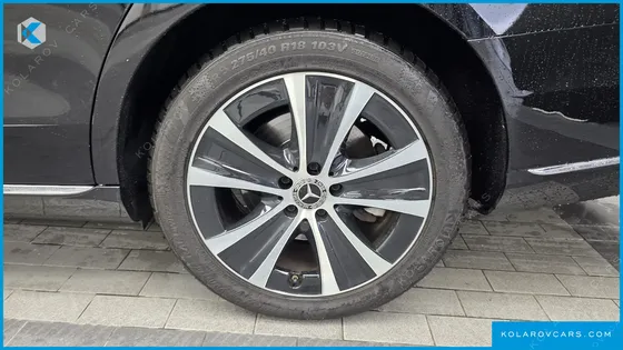 MERCEDES E-CLASS E300E EXCLUSIVE