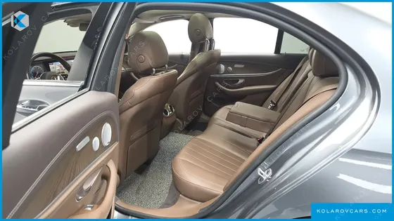 MERCEDES E-CLASS E300E EXCLUSIVE