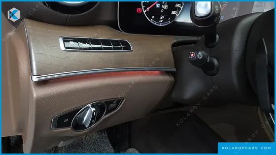 MERCEDES E-CLASS E300E EXCLUSIVE