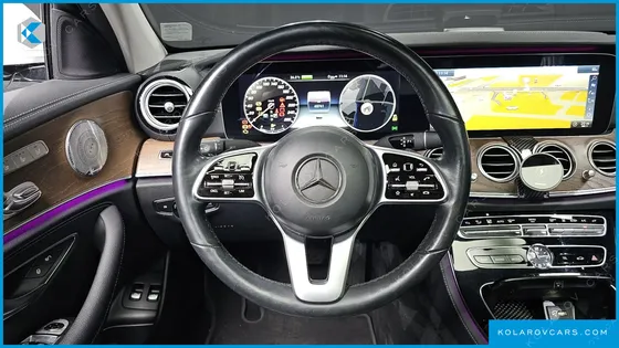 MERCEDES E-CLASS E300E EXCLUSIVE