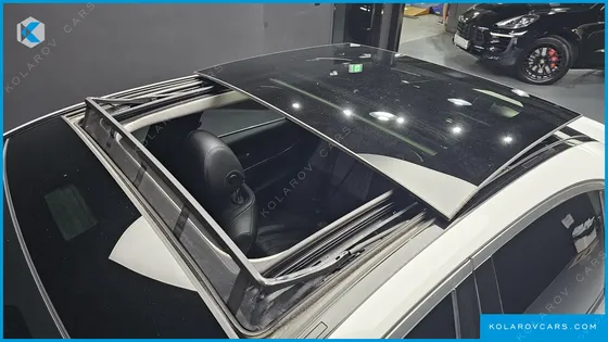 MERCEDES E-CLASS E300E EXCLUSIVE