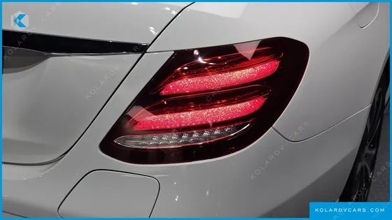 MERCEDES E-CLASS E300E EXCLUSIVE